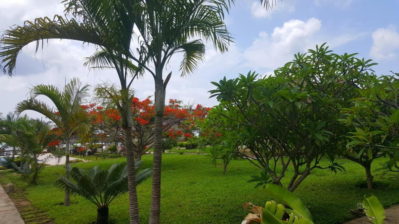 Swahili Beach Resort Zanzibar Exterior photo