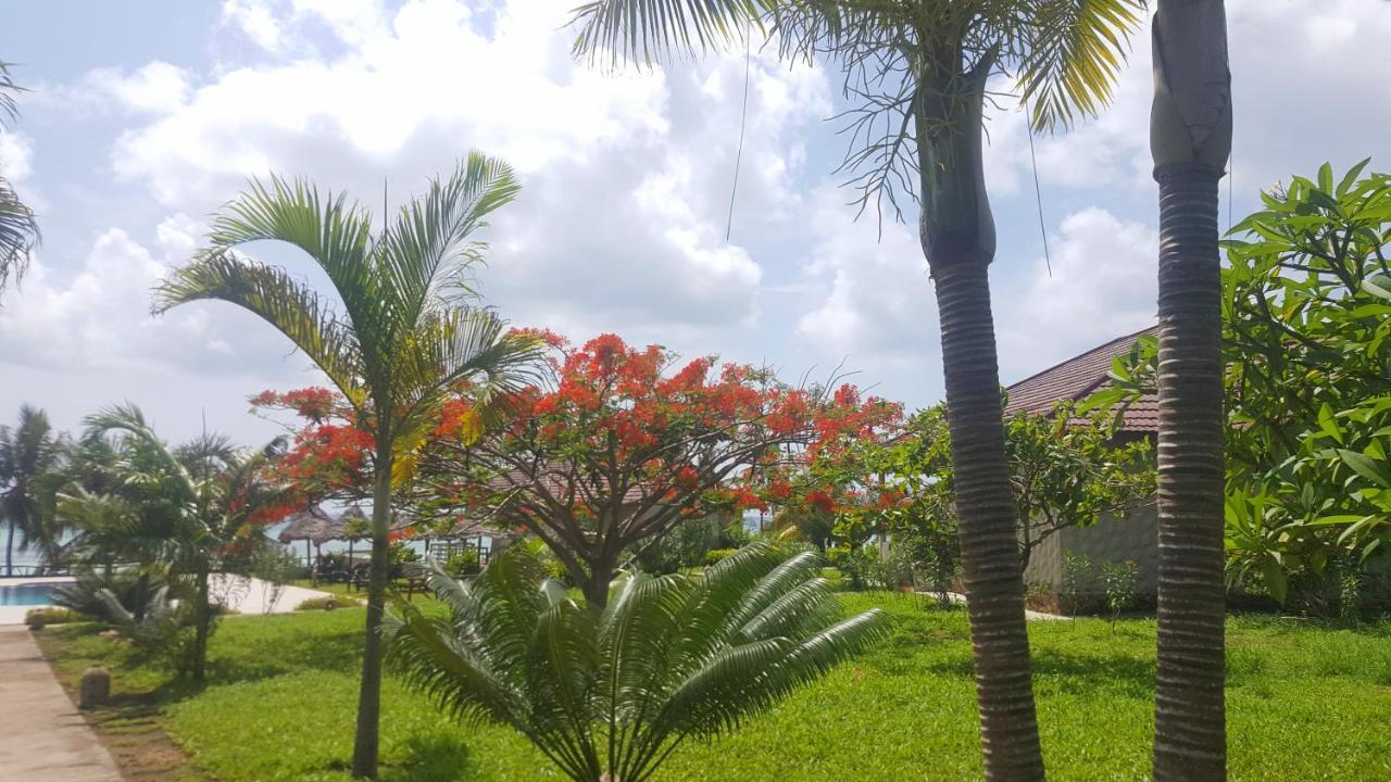 Swahili Beach Resort Zanzibar Exterior photo